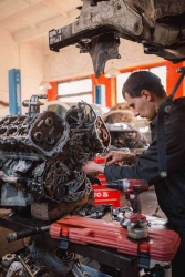 Ремонт двигуна